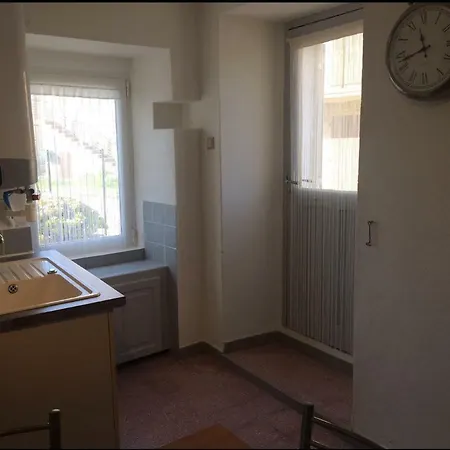 Apartamento Rdc En Maison Traditionnelle *
